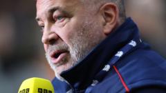 England aim to avoid late loss pain in Ashes opener