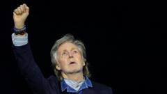 Paul and Ringo get back together at London gig