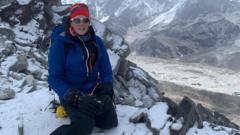Everest summit attempt for breast cancer patient