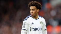 Leeds' Adams has surgery on hamstring injury