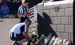 Newcastle fans pay tribute to Kevin Keegan