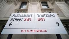 Thousands of civil servant jobs to leave London