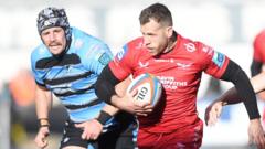 Davies double helps Scarlets claim win in Cardiff