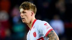 Hull KR hit record 104 points in cup wins for leading sides