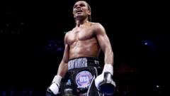 Warburton 'knocking on door' for world title shot