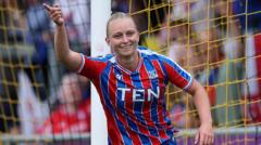 Wales striker Hughes joins Sunderland 