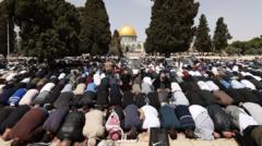 Muslimoonni Masjiidi al-Aqsa bakka Nabiyyuu Mohammad (SAW) irraa ka'anii gara jannataa deeman jedhanii amanu