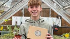 Teen sells tomatoes to buyers 10,000 miles away