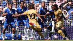 Weekly sports quiz: Who stood too close to Chelsea's wall?