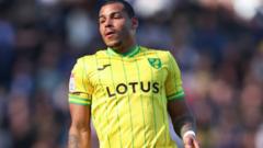 Norwich winger Hernandez signs new deal until 2025