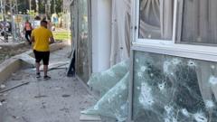 Последствия обстрела в израильском городе Шломи.