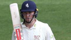 England opener Crawley extends Kent contract