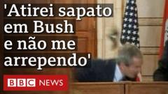 Muntazer al Zaidi relembra a mundialmente famosa entrevista coletivaapostaganha 5 reaisque ele lançou seu sapato contra o então presidente americano,apostaganha 5 reaismeio à guerra iraquiana.