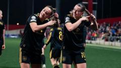 Le Tissier & Terland’s celebration mocks Man Utd fan