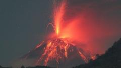 mengapa-pesawat-dilarang-terbang-saat-gunung-meletus-kisah-pesawat-british-airways-selamat-dari-letusan-gunung-galunggung