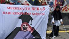 Kasus kekerasan seksual di pondok pesantren.