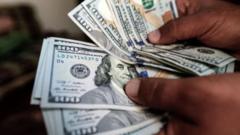 Sidee Soomaalida iyo dadyowga kale u saameynaysaa canshuuraha cusub ee Trump uu ku soo rogayo lacag dirista?