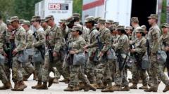 Hundreds of US National Guard troops arrive in Chicago