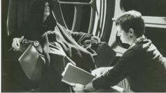 Y cyfarwyddwr Star Wars a'i falchder o fod yn Gymro