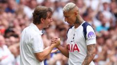 Rejuvenated Richarlison helps Frank to 'dream start'