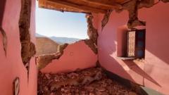 Последствия землетрясения в горном районе Асни в Марокко.