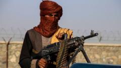 Umusirikare w'umu Taliban yitabiriye ibirori vyo kwigina itahukanwa ry'ingabo za Amerika i Kandahar