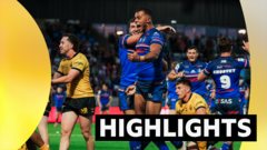 Twelve-man Wakefield thrash Castleford in top spot pursuit
