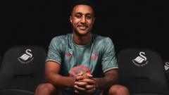 Did Swansea Just Sign Celtic Striker Idah?
