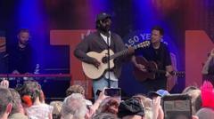 Myles Smith 'so happy' to perform homecoming gig