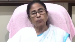 ममता बनर्जी बोलीं, 'कुछ विधायकों और सांसदों को डराकर टीएमसी को कमज़ोर नहीं कर सकते'