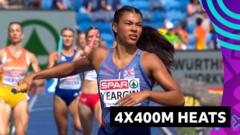 Great Britain cruise to 4x400m relay final
