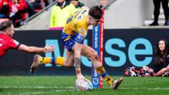 Leeds ease to victory at Salford to claim first league win