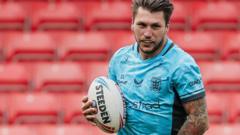 Hull FC winger Briscoe signs new deal