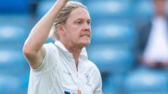 Yorkshire seamer Edwards retires with foot injury