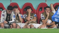 A﻿lman futbolcular, turnuvadan elenmelerinin ardından üzgündü