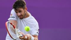 Norrie fights back to reach Queen's quarter-finals