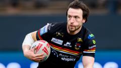 Bradford skipper Mellor extends deal