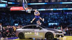 McClung wins third straight NBA Slam Dunk contest