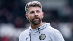 St Mirren boss Robinson signs new deal until 2027