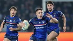 Wakefield hold off Dragons to regain second place