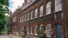 The hidden 300-year-old mansion hosting theatre by the Thames