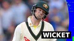 'Huge wicket' Broad removes Smith for 22