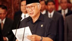 bapak-pembangunan-dan-pelanggar-ham-mengapa-soeharto-dianggap-tak-layak-jadi-pahlawan-nasional