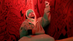 Justin Bieber films new music video in Dundee pub