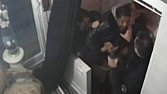 Видео с избиением Зеклера вызвало во Франции скандал