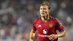 Could Hojlund Use More Support in Manchester United&#039;s Attack?