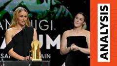 Should Earps' 'negative' comments on Hampton been made public?