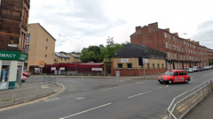 Man stabbed in murder attempt on Glasgow street