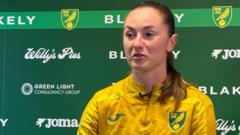 New deal for Riglar ahead of Norwich Women play-off