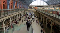 Police seek to question Tommy Robinson in connection with station assault